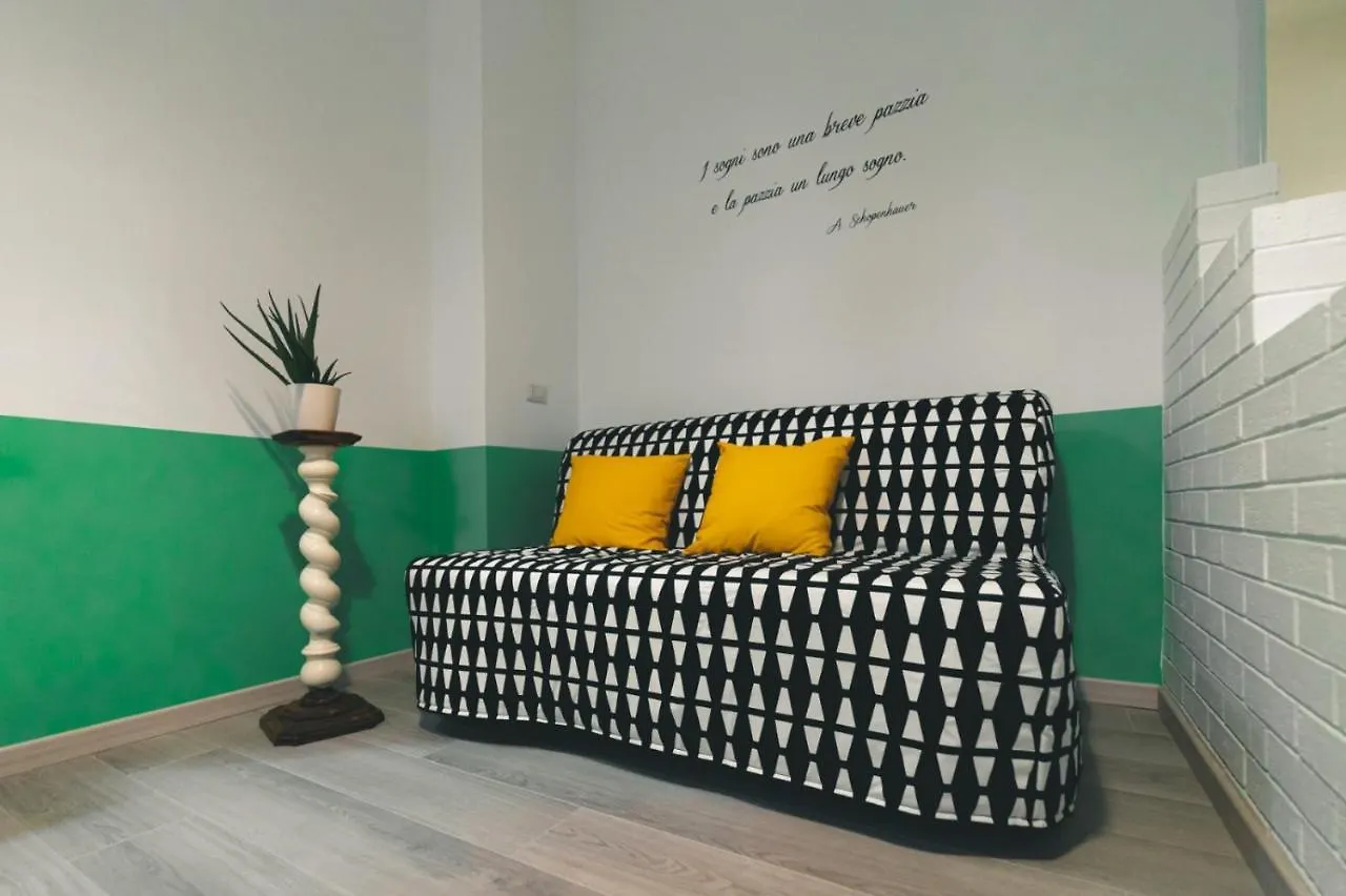 Casa vacanze Acchiappasogni Holiday House Malgrate Italia