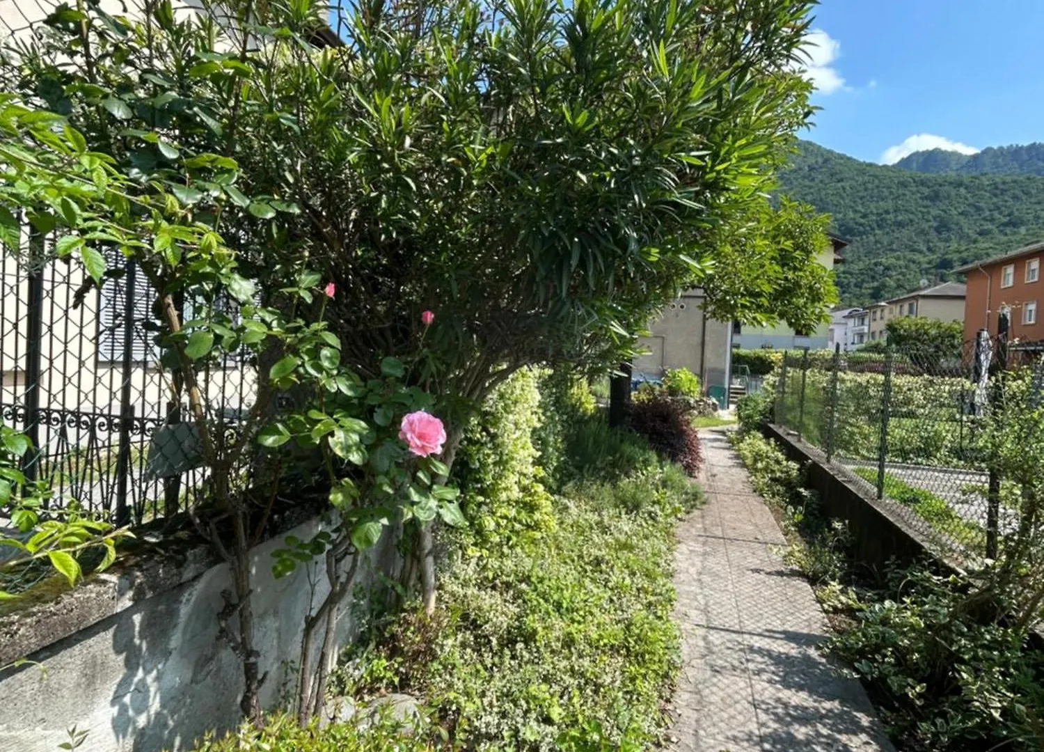 Acchiappasogni Holiday House Malgrate 0*,  Italia